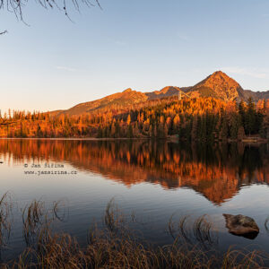 Podzimní ráno na Štrbském plese