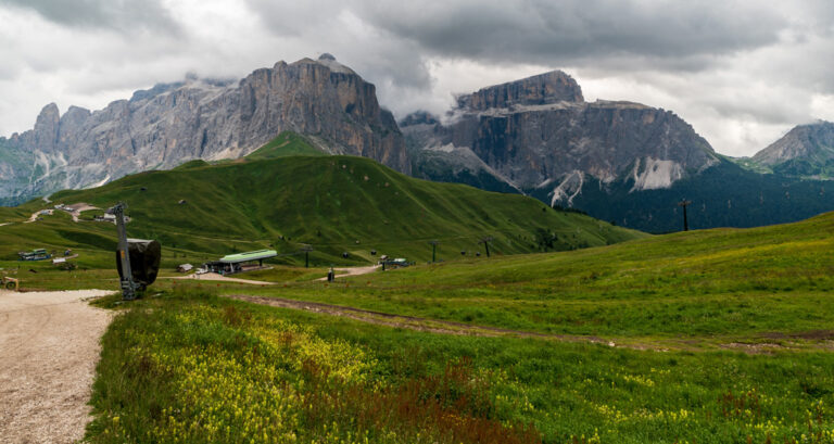 Přechod Dolomit – 4.den: Sela Palacia – Passo Sella – Rifugio Boé
